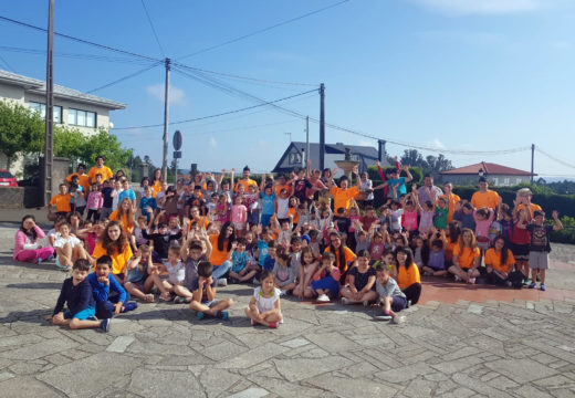 Máis dun cento de rapaces e rapazas de Boqueixón participan no programa de conciliación Verán Activo